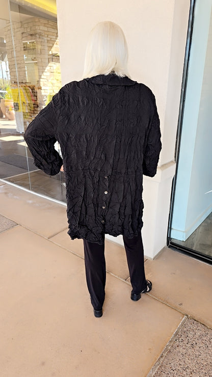 Chalet Black Plus Size Crinkle Laura Shirt T95911