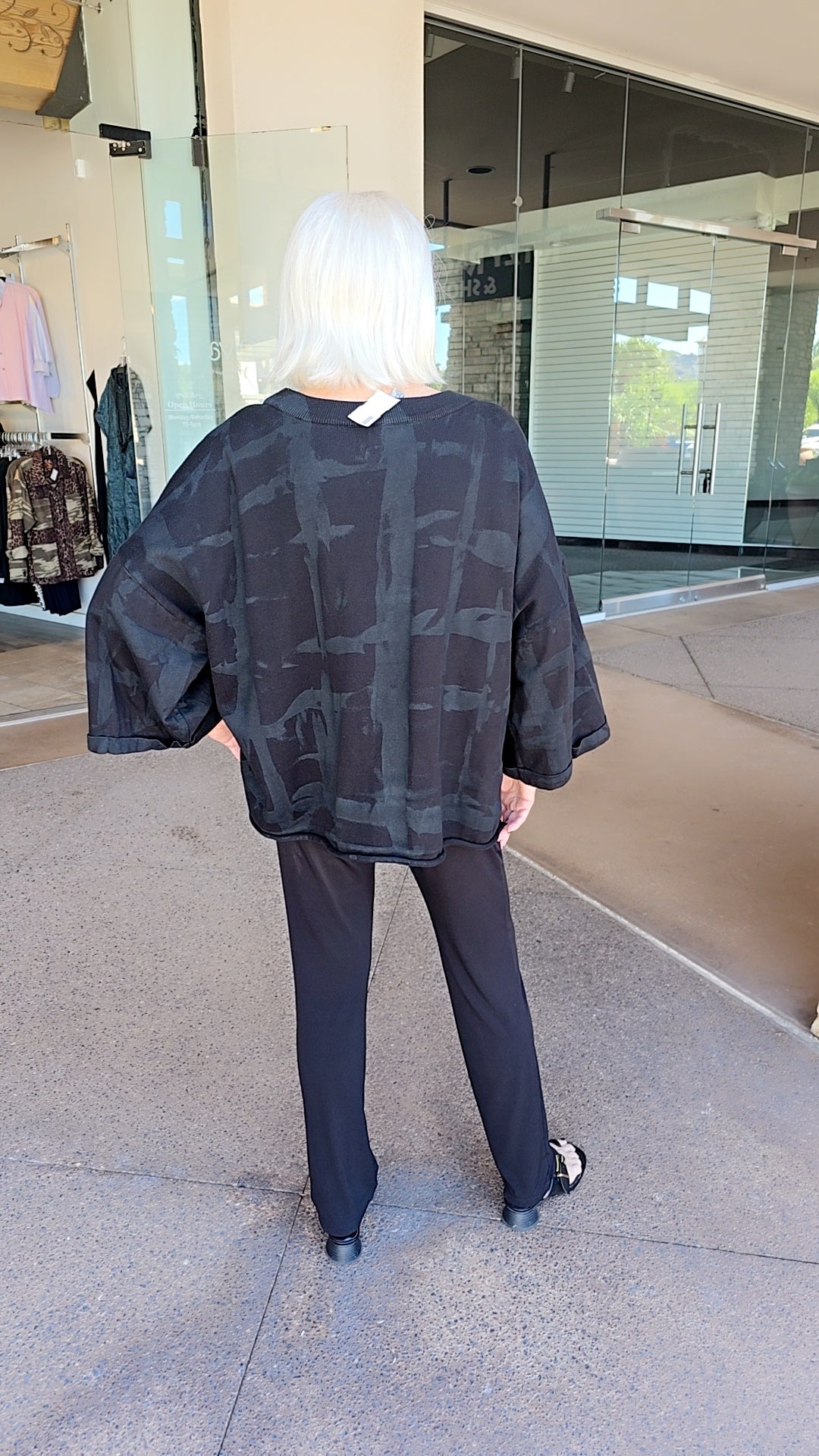 Cynthia Ashby Black Dusty Top CE711