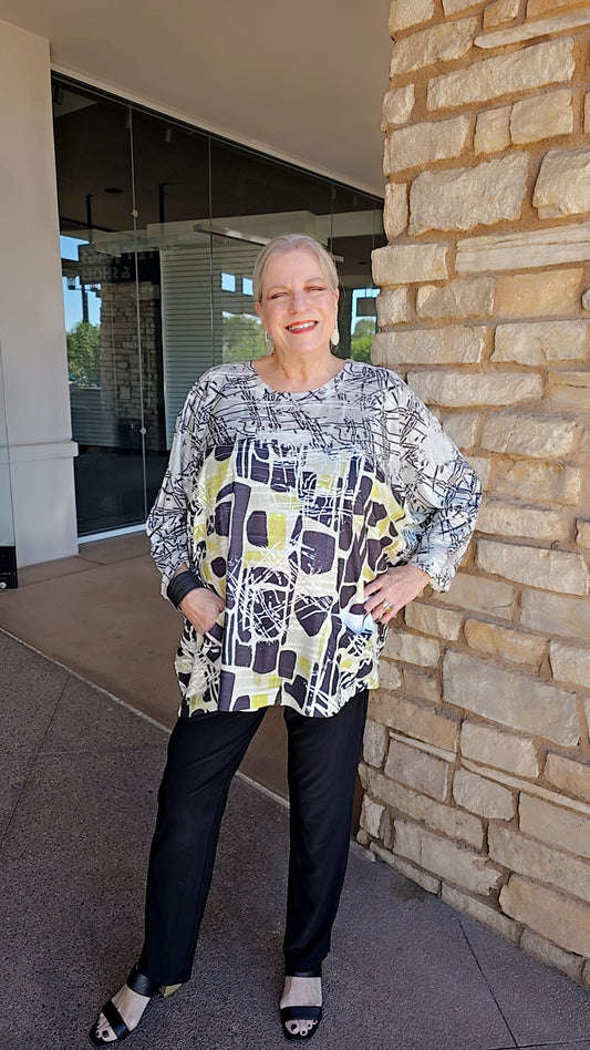 Inoah One Size Printed 2 Pocket Tunic T1514SM-AD72