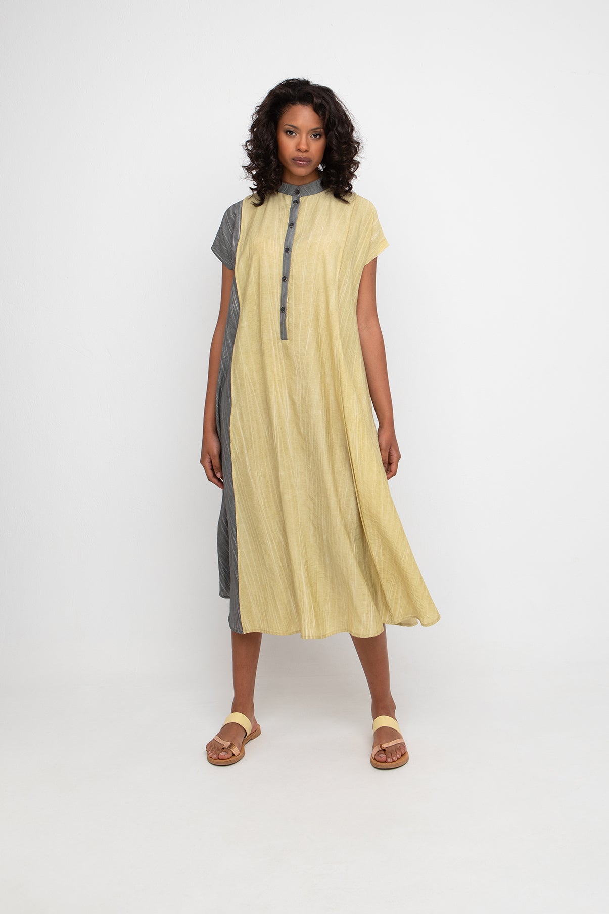 Ozai Plus Size Black Yellow Half Pullover Dress 860148