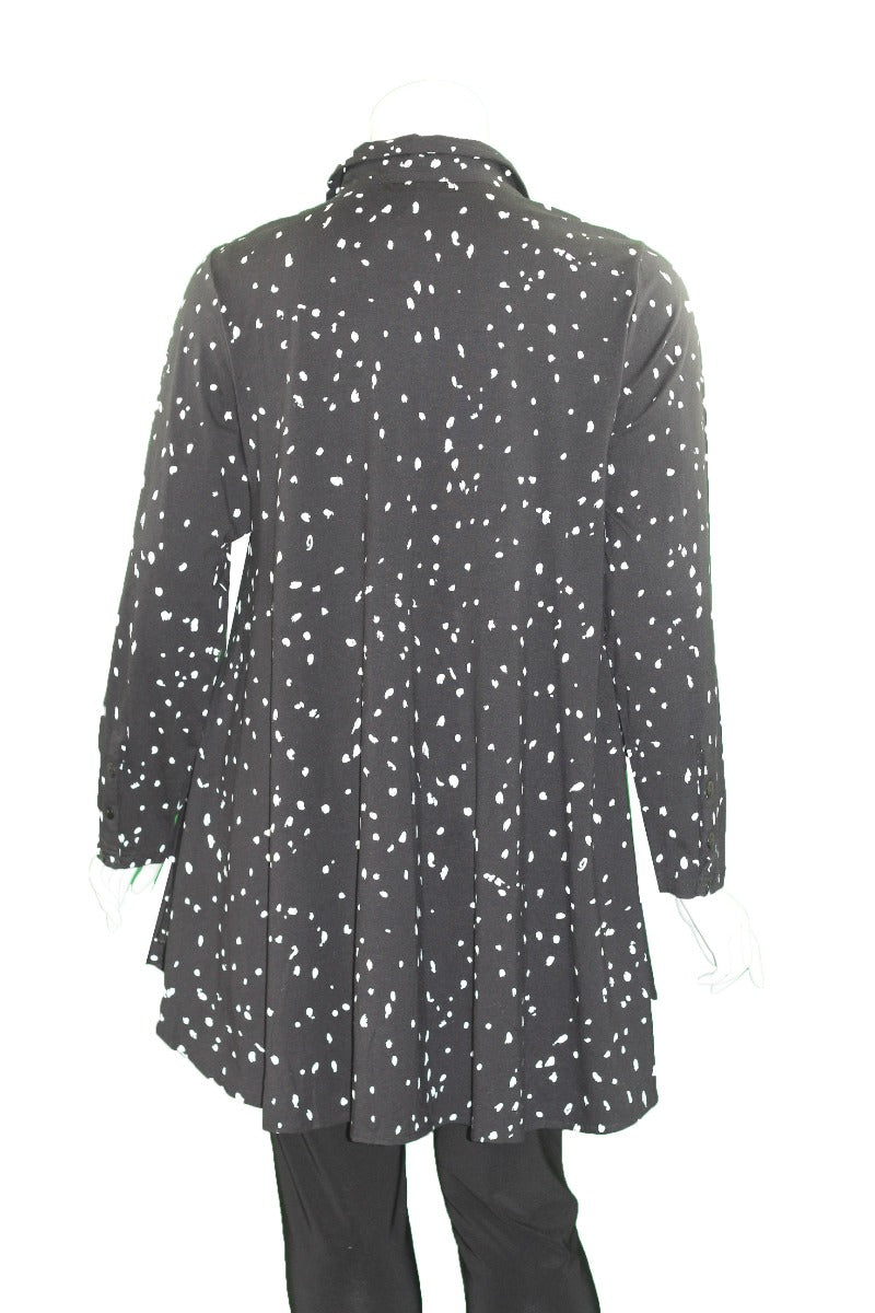 Snap Dragon & Twig Plus Size Black Raindrop Button Long Shirt SDM580