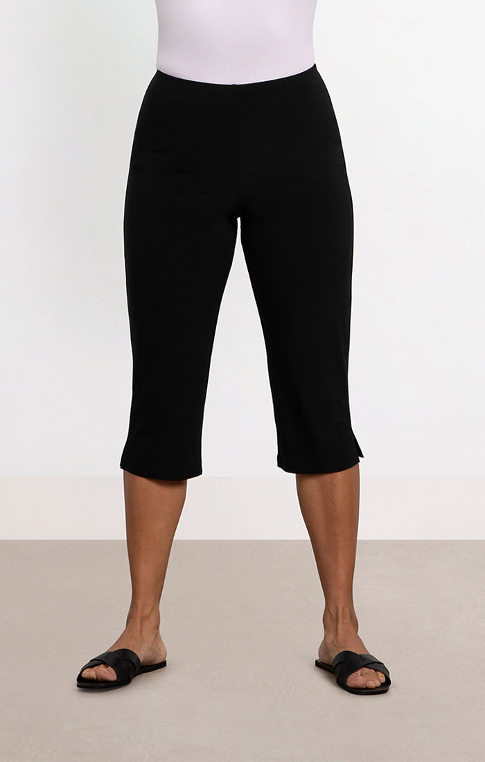 Sympli Plus Size Black Narrow Capri 2748C