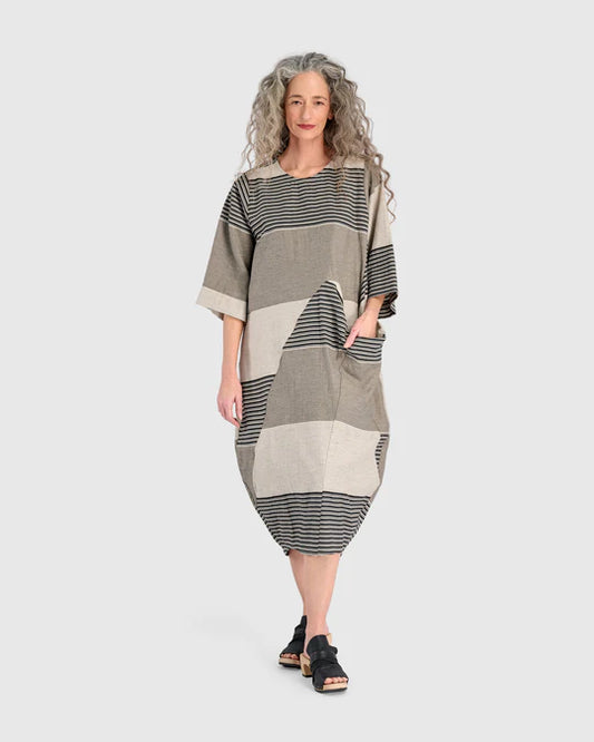 Urban Stone Bar Pullover One Pocket Dress UD121S