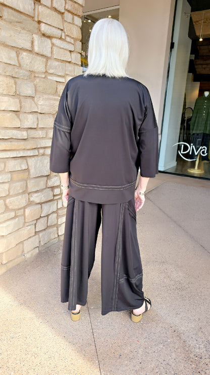 Ozai Black/Olive Stitch Pullover Top 860428