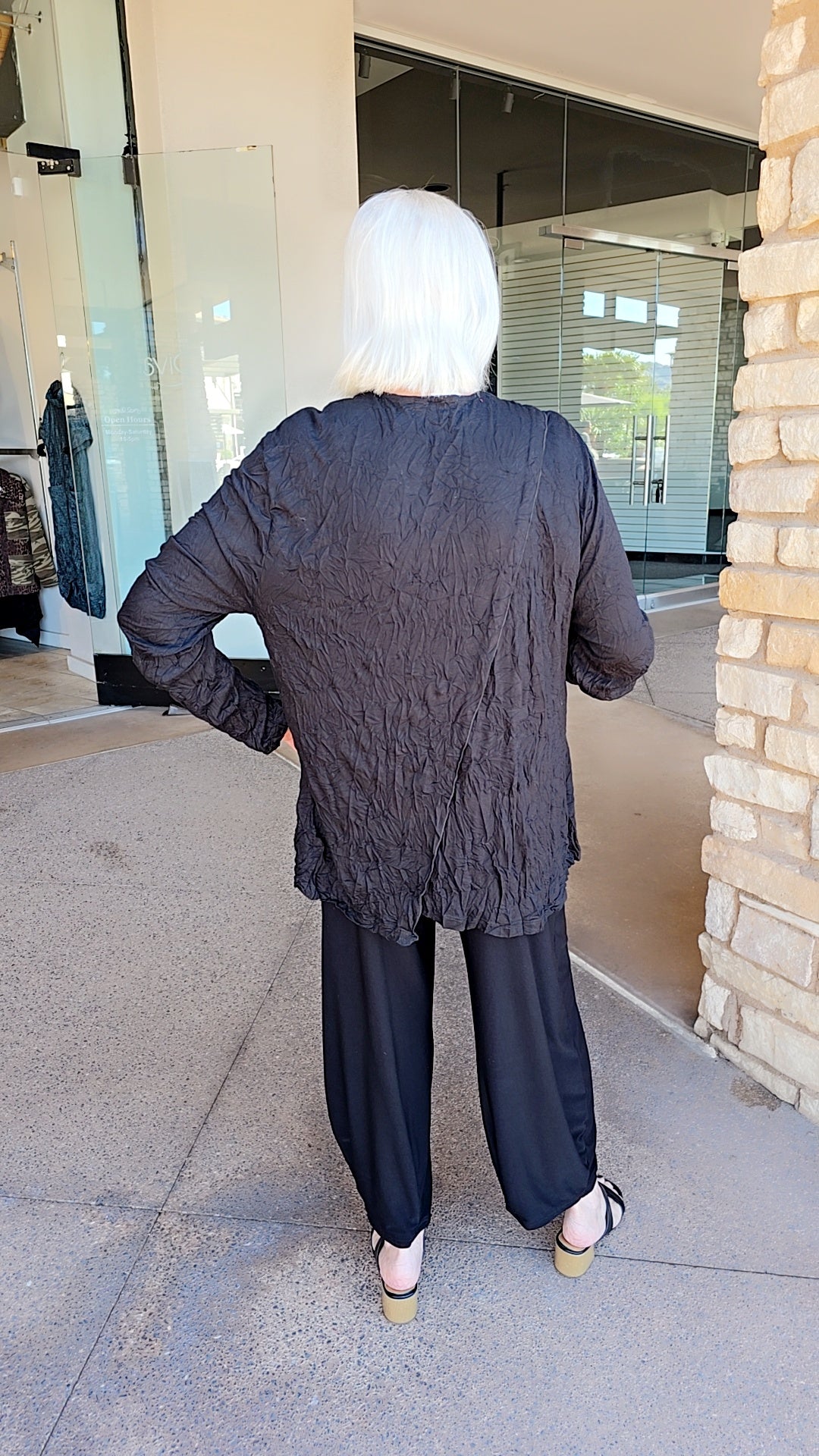 Chalet Plus Size Black Crinkle Linda Top C45088