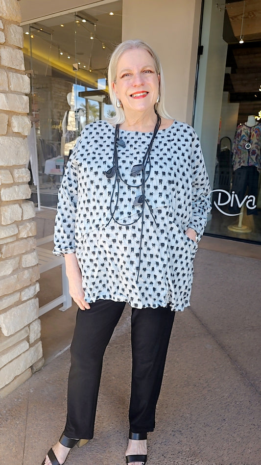 Chalet Moon Ash Crinkle Felicity Top T52399