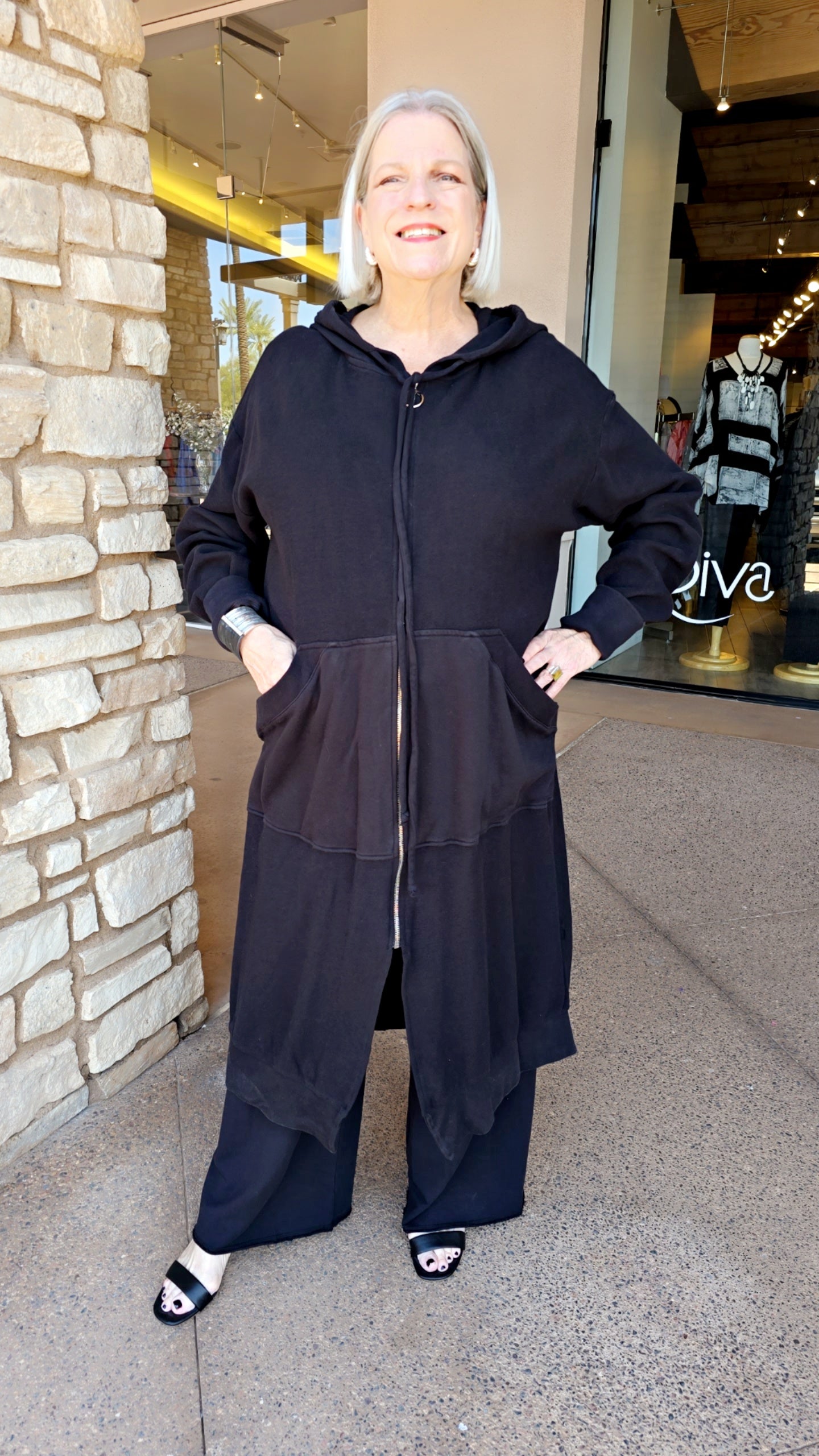 Cotton Lani Plus Size Black Long Zipper Sweatshirt B673