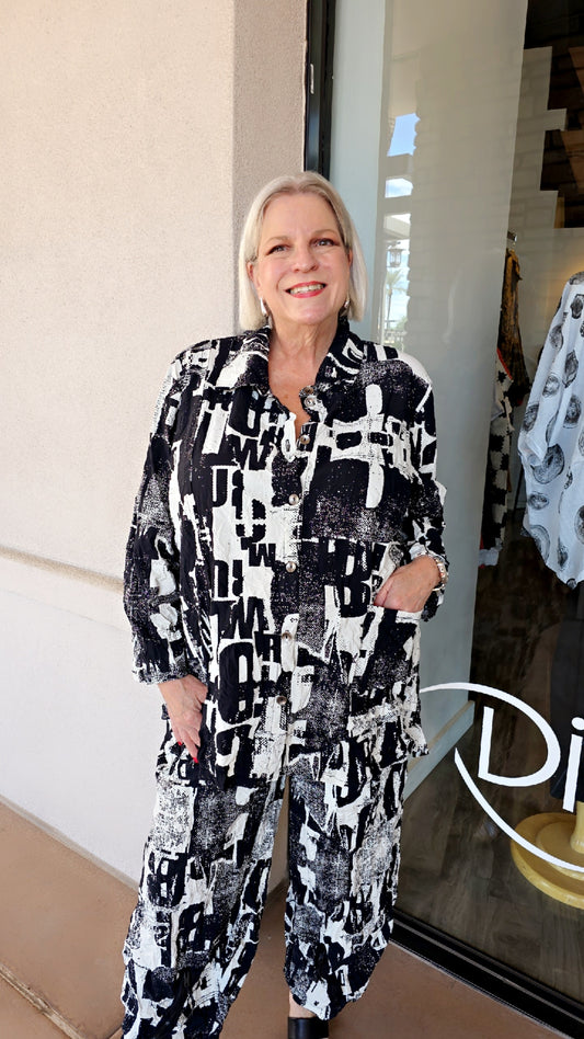 Chalet Plus Size Typo Crinkle Sofia Shirt T45866