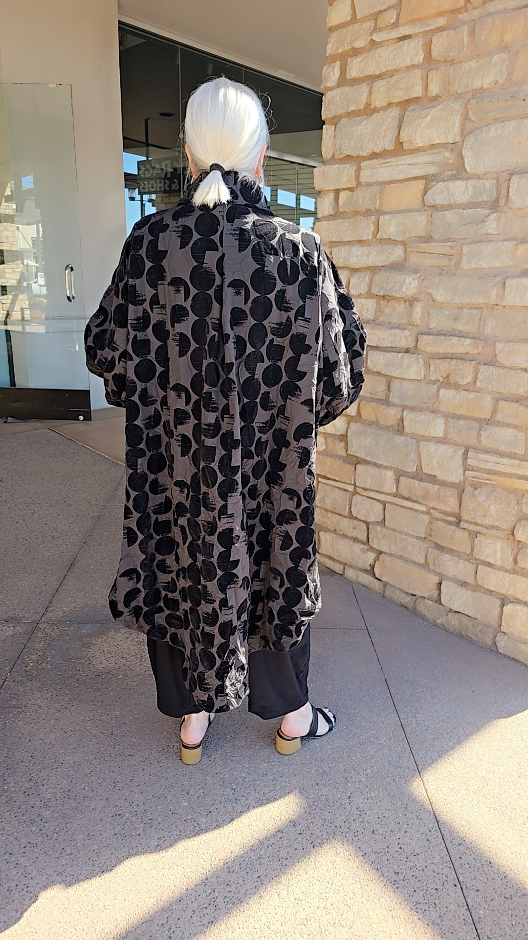 Alembika Black Crescent Velvet One Button Closure Jacket AJ904C