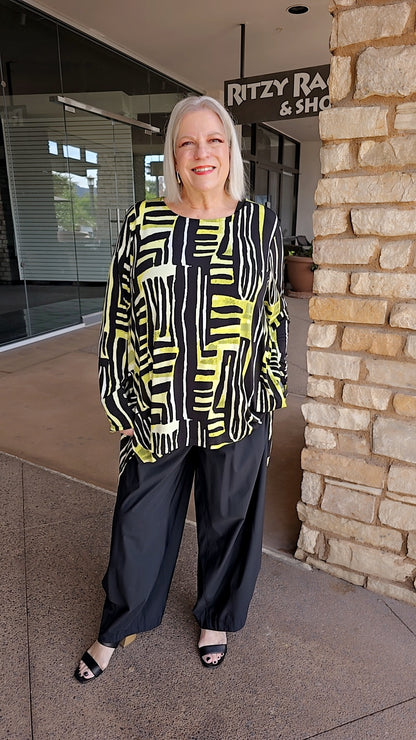 Chalet Plus Size Black/Lime Reanna Tunic Y42618