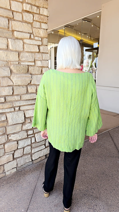 Cut Loose Verde Split Neck Pullover Crinkle Top 4616639