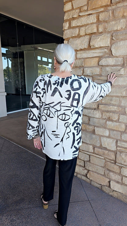 Et' Lois Plus Size White/Black Textured Pullover Top BW2001-M08