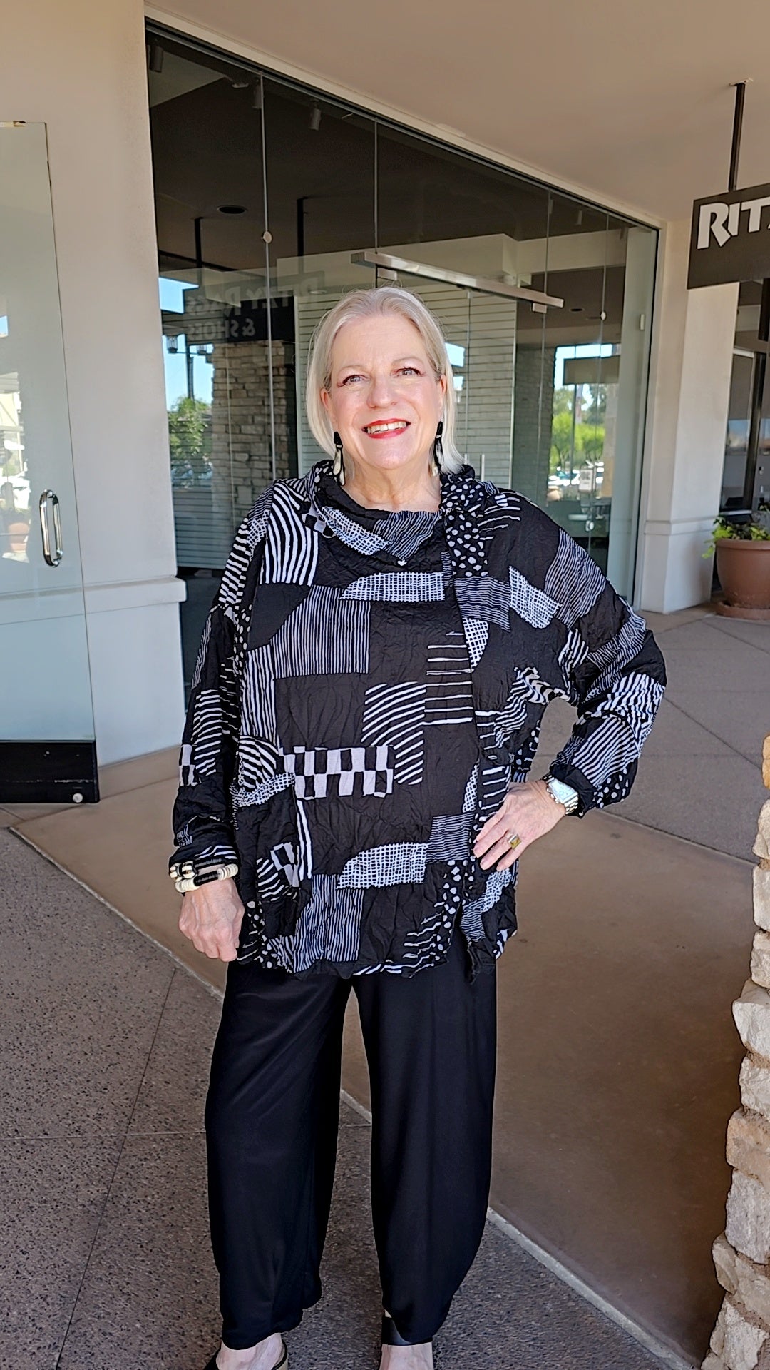 Chalet Plus Size Mineral Wash Black/White Crinkle Dara Top CM42214