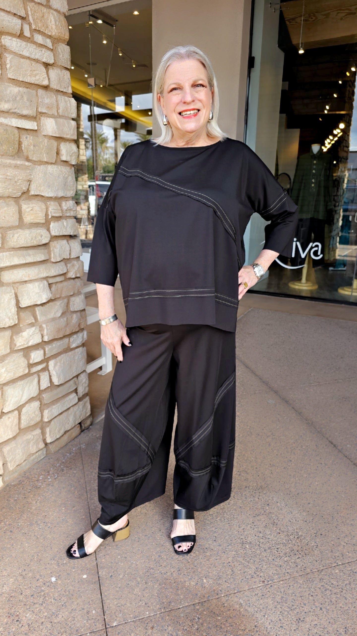 Ozai Black/Olive Stitch Pullover Top 860428