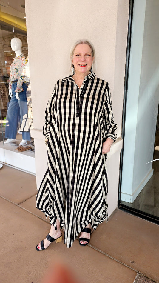 Amma Black/Cream Check Tie Dress Q76