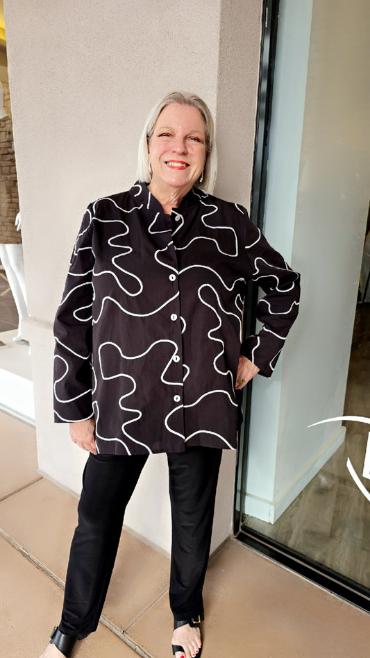 Niche Plus Size Black/White Bella Button Front Swirl Poplin Shirt 3254139