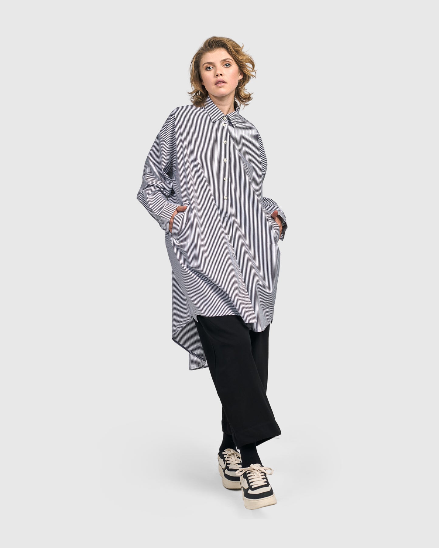 Urban/Alembika Oversized Long Lines Blouse UT451L