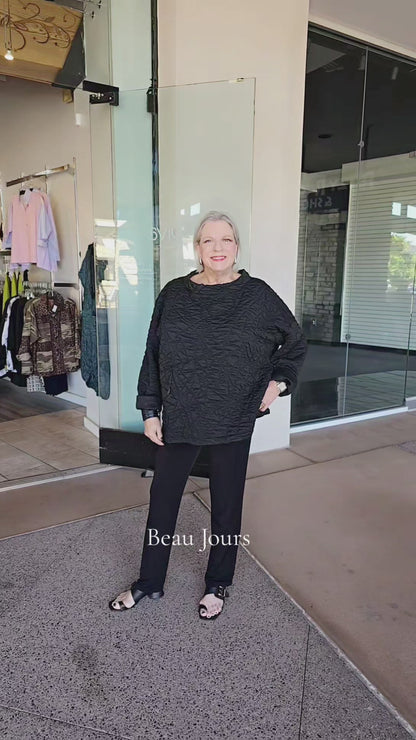Beau Jours/Chalet Black Textured Danni Top 4V2519