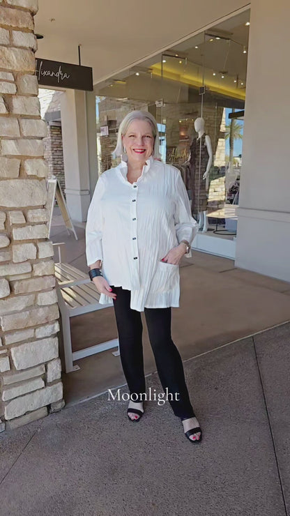 Moonlight White Crinkle Wire Collar Pocket Top NJ1020