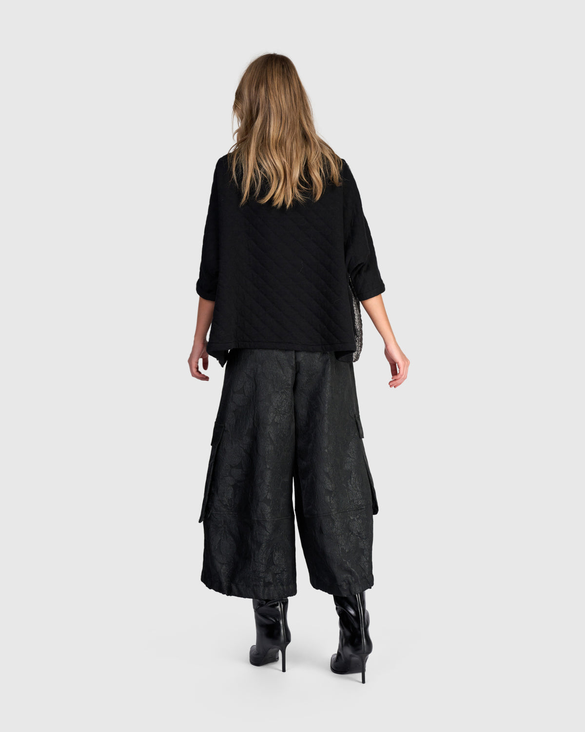 Alembika Silver Quilt Pullover Top AT815S