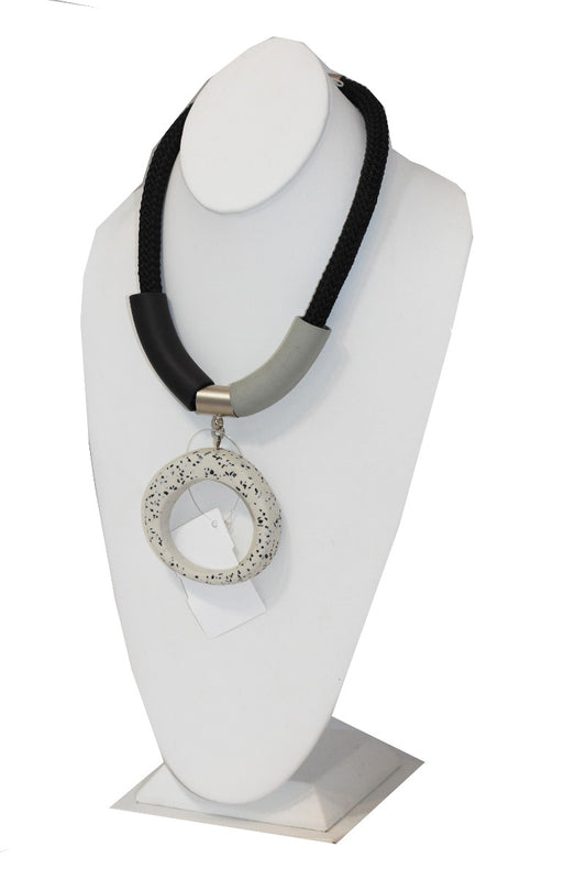 Gily Ilan Black/Grey Stone Circle Necklace